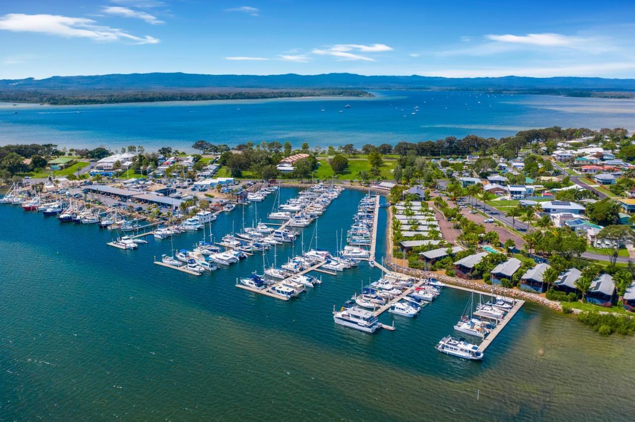 Tin Can Bay Marina Villas エクステリア 写真