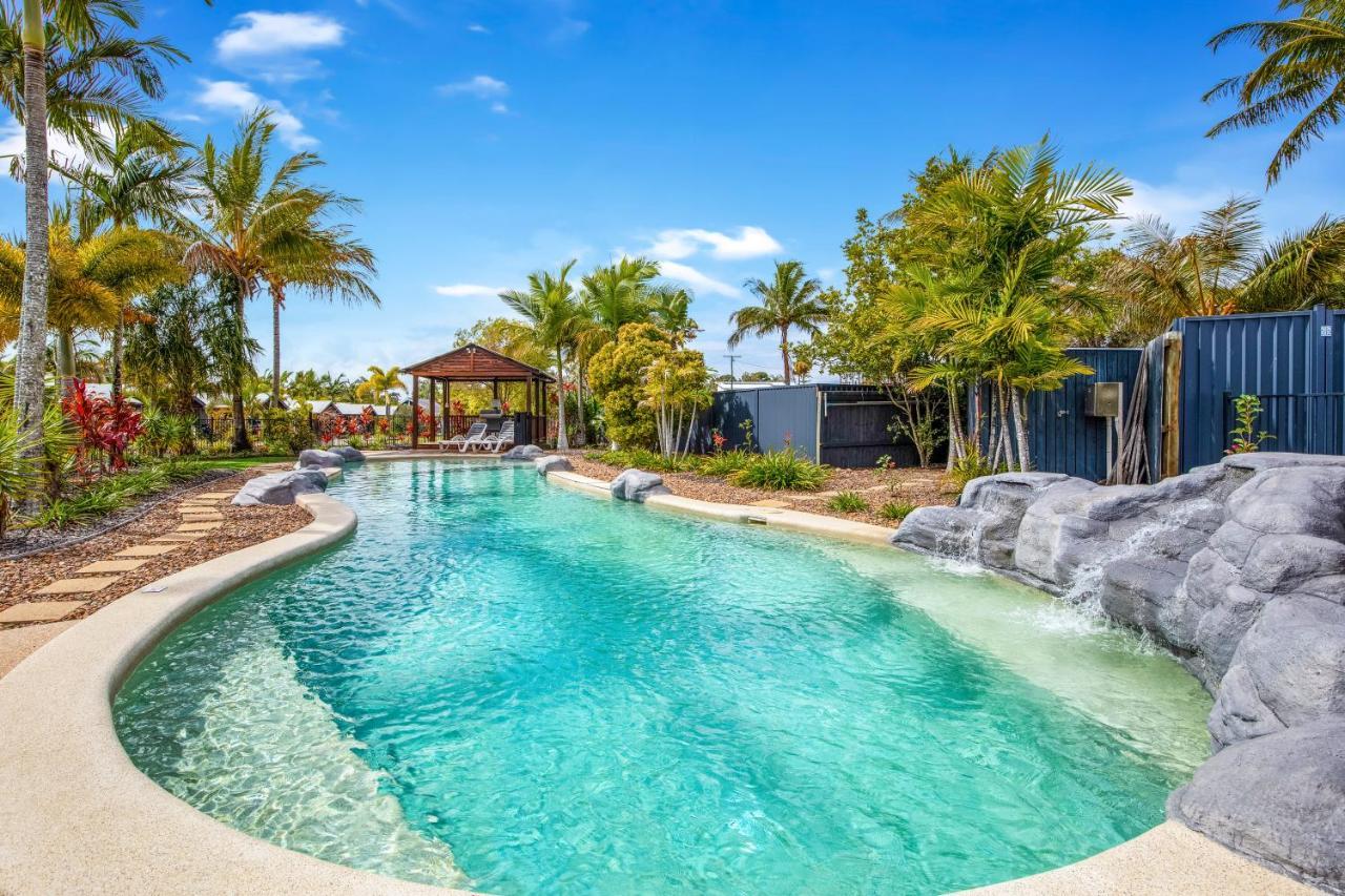 Tin Can Bay Marina Villas エクステリア 写真